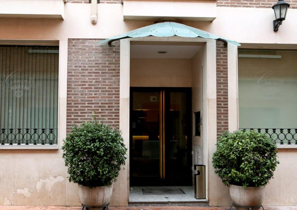 Hostal Carlos III Getafe Exterior photo